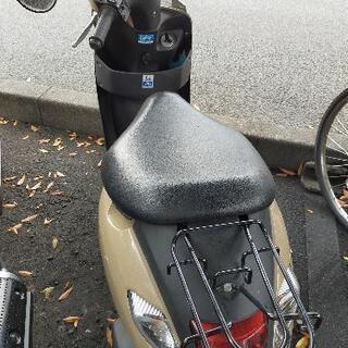 原付きスズキ　商談中