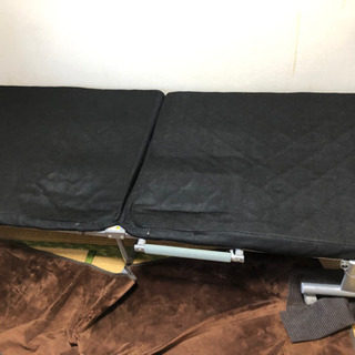 シングル折りたたみベット、白マットレス付（無料）の画像