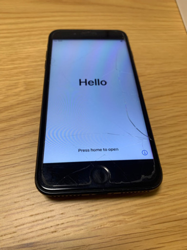 iPhone7plus 258g 中古品
