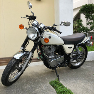 YAMAHA SR400