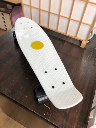 美品‼︎  スケボー　遊び　おもちゃ　滑る　ホワイト　乗る　技　練習　お買得‼︎   現品限り