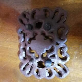 鉄製の石鹸置きの画像