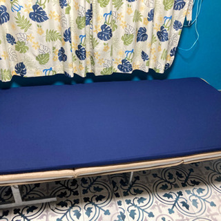 折りたたみベッド あげます (お取り引き中)の画像