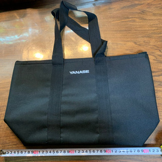 無料　新品　ヤナセの保冷カバン