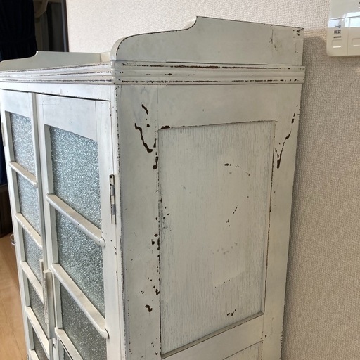 【新規受付停止中】アンティーク　ガラス棚　キャビネット