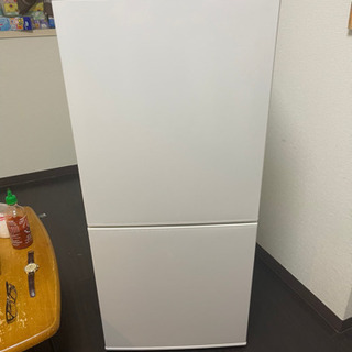 新品一人暮暮らし用の冷蔵庫売ります。2021年式です。