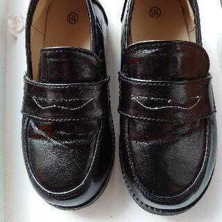 【美品】ローファー18cmの画像