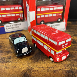 【🚙可愛いすぎる🚗料理🍳の時間が楽しくなる💃🕺塩コショウ🧂入れ😎 】塩コショウ入れ unico インテリアの画像