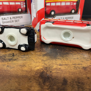 【🚙可愛いすぎる🚗料理🍳の時間が楽しくなる💃🕺塩コショウ🧂入れ😎 】塩コショウ入れ unico インテリアの画像