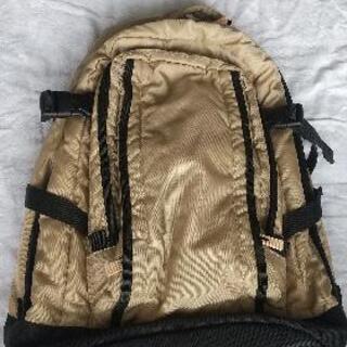ユニクロ  リュック  中古
