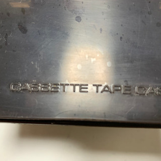 旧車、日産ローレル、コンソールボックス、カセットケースの画像