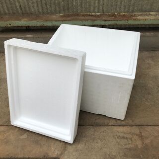 発泡スチロール箱 １個１００円（５０箱ほど在庫御座います）の画像