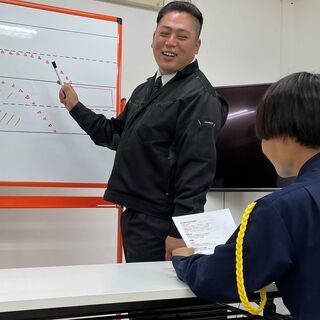 日払いOK！交通費全額支給「新築マンションの工事現場」で車・歩行...