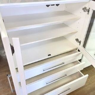 【リサイクルストアスターズ城西店】食器棚 ホワイトの画像