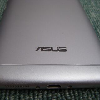 ASUS スマートフォン　Z01BDA　中古品　※左上画面ヒビありの画像