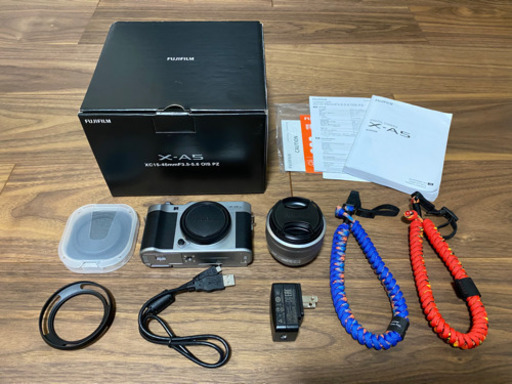 FUJIFILM ミラーレス　X-A5 シルバー　XC15-45mm