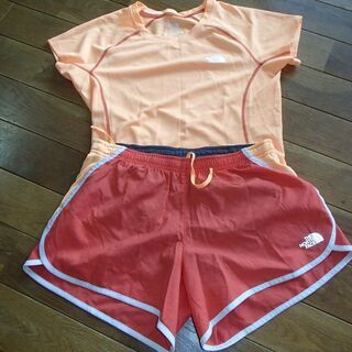 ノースフェイス　ランニング上下　レディース　Sサイズ