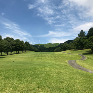 【平日ゴルフ　ラウンドしたり練習仲間募集】