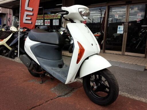 NO.3859　レッツ５　４サイクルエンジン　フューエルインジェクション　ホワイト　☆彡