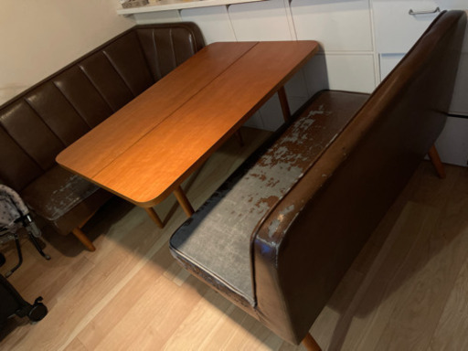 unico（ウニコ）ダイニングチェアー！イスのみです。