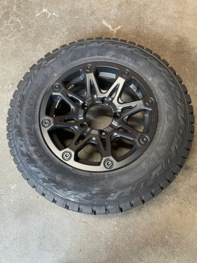 TOYOタイヤ　オープンカントリー185/85R16 ×1