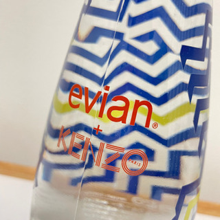 evian&kenzo ウォーターボトルの画像