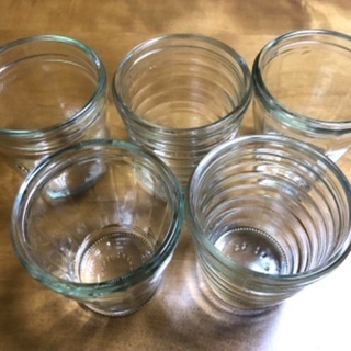 モロゾフのプリンの容器です。