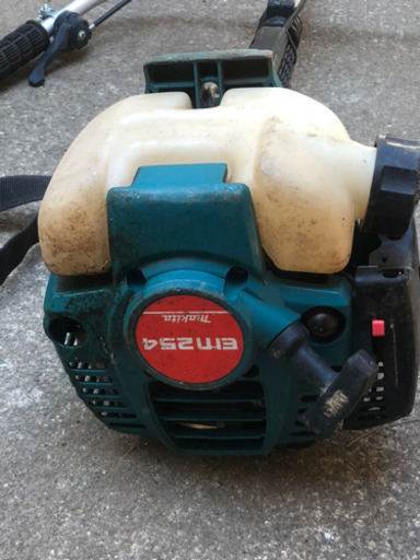 芝刈り機　マキタ　EM 254    ３年程前に購入