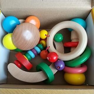 赤ちゃんのおもちゃの画像