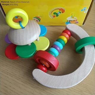 赤ちゃんのおもちゃの画像