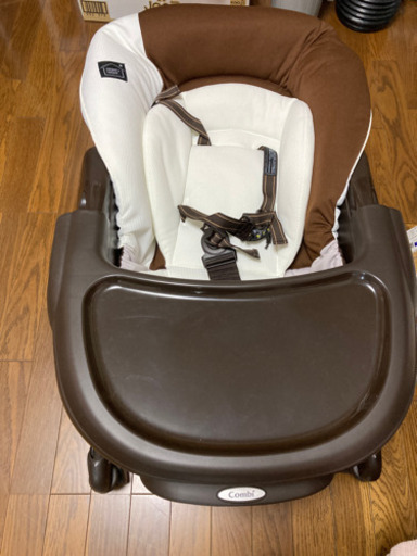 お話し中　お値下げ　ほぼ新品　コンビ　ネムリラオート