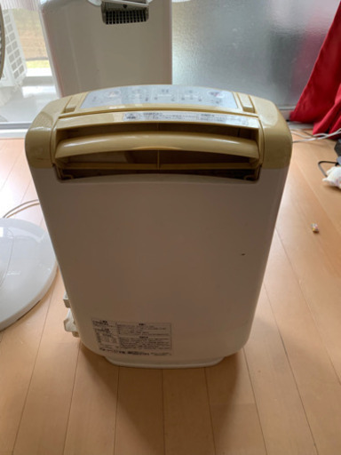 衣類除湿機   乾燥機