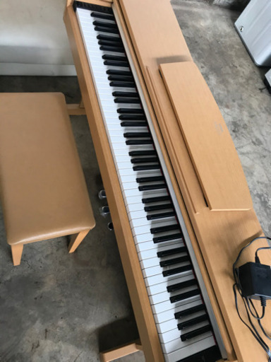 中古美品 YAMAHA電子ピアノ