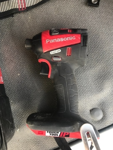本体　Panasonic DUAL インパクトドライバー　18v ケース付き
