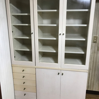 軽トラ配達可　食器棚　無料　ホワイト