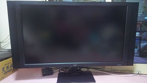 値下げ♪    NEC液晶ディスプレイ　V462　スタンド付き　+　スピーカー　SP-404６PV