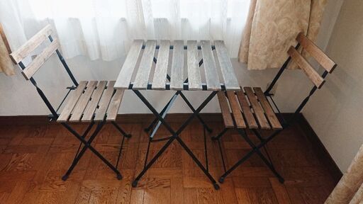 IKEA　ガーデン　テーブルとチェア２脚セット