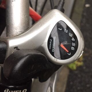 折り畳み自転車の画像