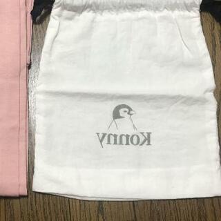 コニー抱っこ紐 Mサイズ ピンクの画像