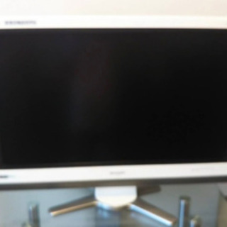 シャープ亀山モデル32型液晶テレビ台つき、商談中
