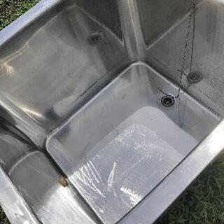 雨水タンク用の風呂桶です！