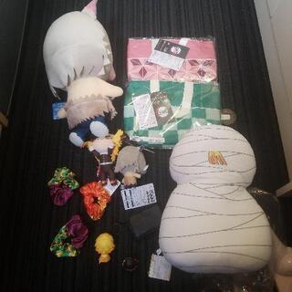 複数割りあり☆鬼滅の刃・その他不明品？！ぬいぐるみクッション～フィギュア～ランチバッグ～シュシュ～小物の画像