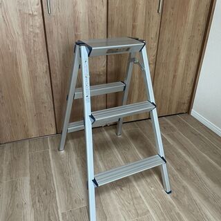 アルミ脚立３段