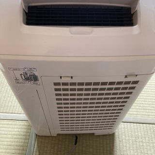 SHARP 空気清浄機　加湿器つき　プラズマクラスターの画像