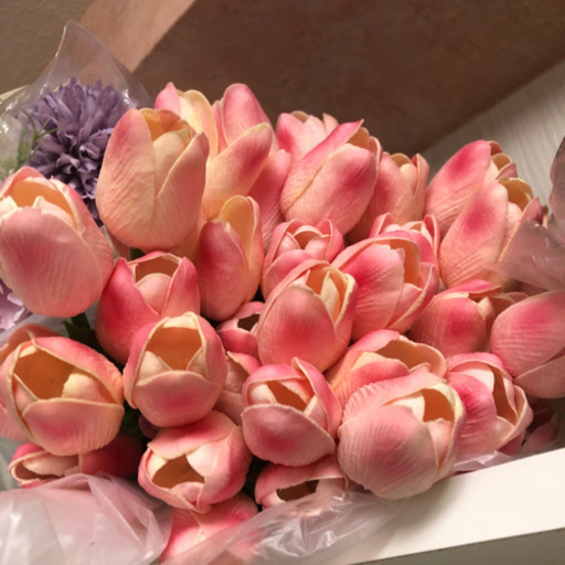 しっとり可愛いチューリップ造花の花束