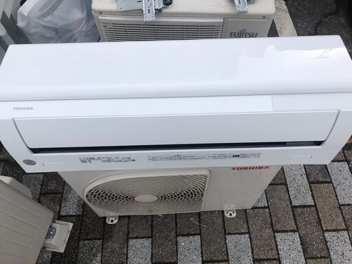 売れました◆東芝 2019年製 ルームエアコン 6畳程度 RAS-F221M