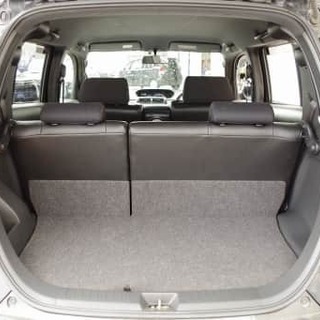 『よく鳥の羽が飾ってある車。』は、偏見ですか？の画像