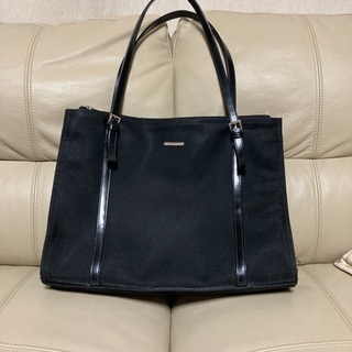 バッグ　レディ
