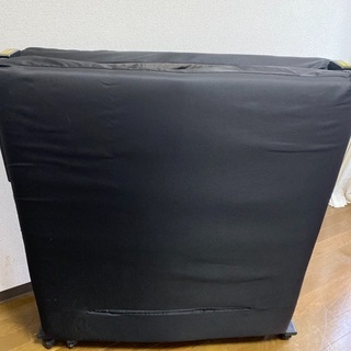 折り畳みベッド無料でお譲りします。