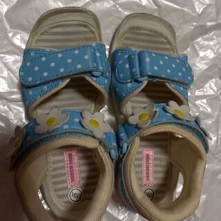 MIKI HOUSE　サンダル　花　16cm